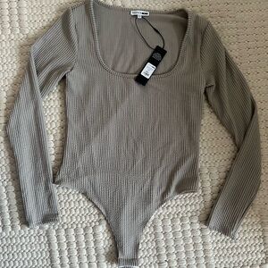 Fashion Nova Gray Ribbed Long Sleeve Bodysuit